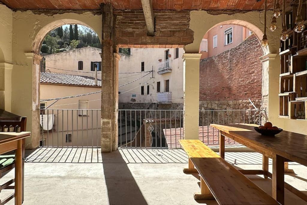 Habitacion Roca Foradada En Casa Cami De Les Aiguees Monistrol De Montserrat Bagian luar foto